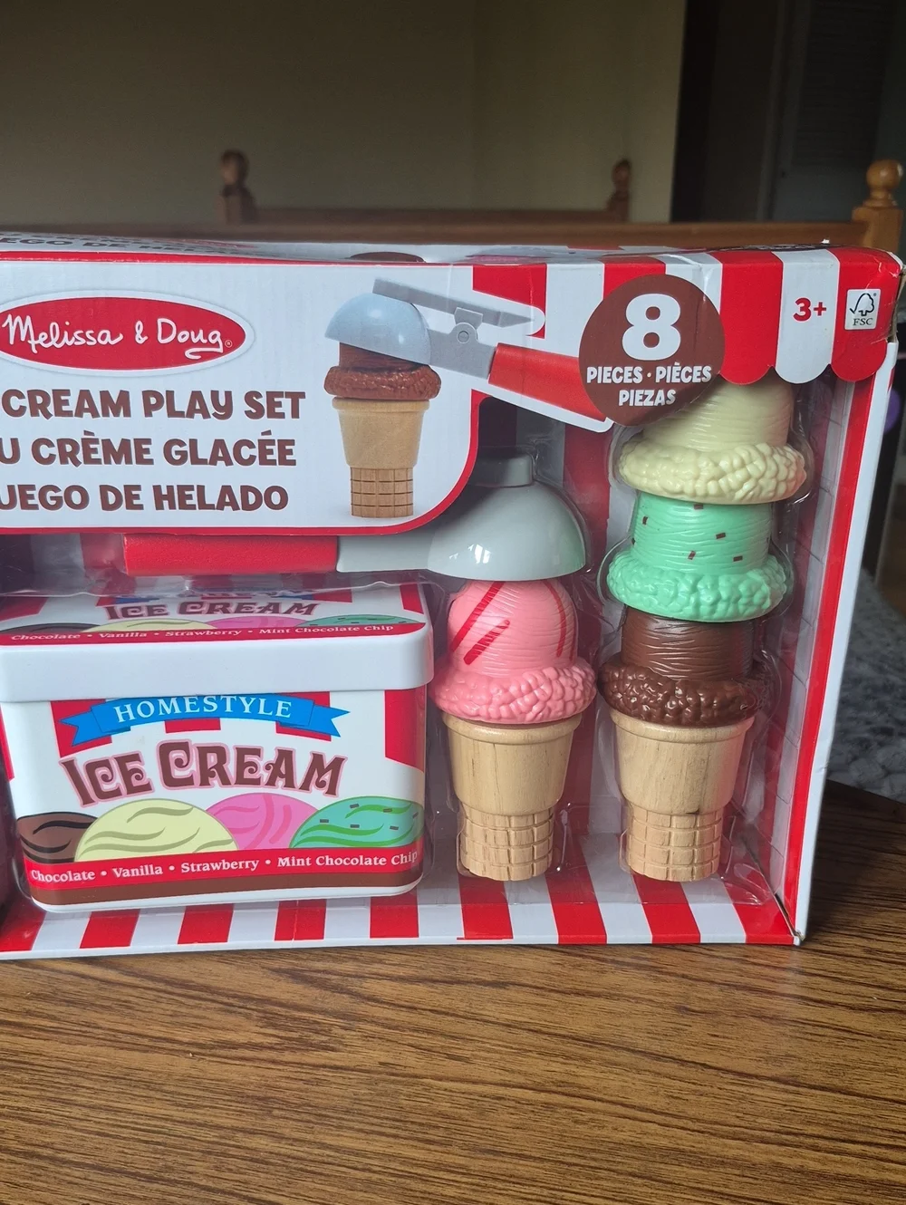 Bee Melissa & Doug Ice Cream Play Set - Pink, Green, Yellow, Brown
